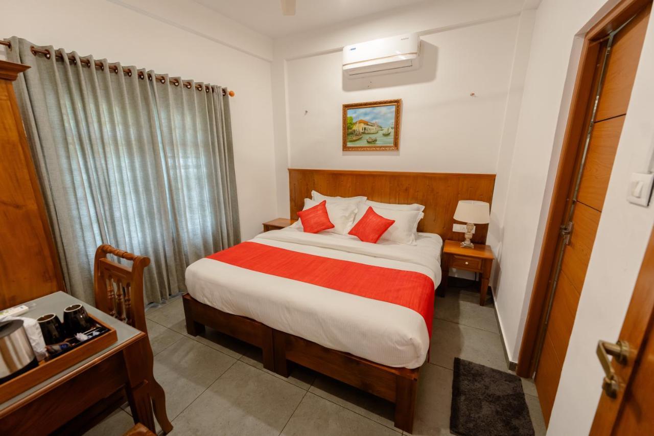 Seacoast Inn Fortkochi Fort Kochi Exterior foto