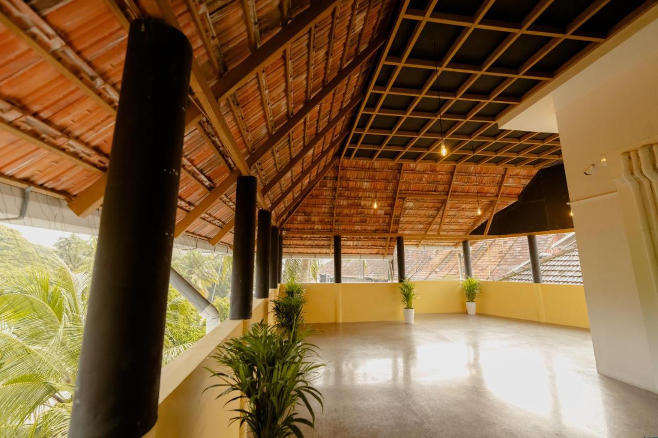 Seacoast Inn Fortkochi Fort Kochi Exterior foto