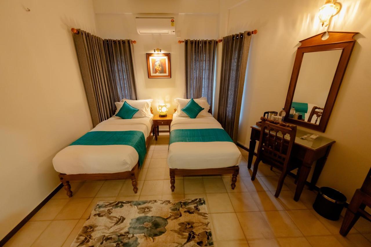 Seacoast Inn Fortkochi Fort Kochi Exterior foto